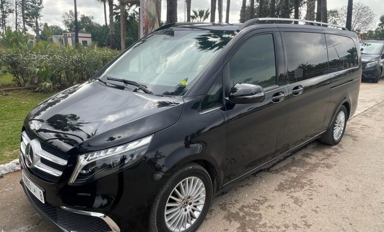 Morocco private car rental with driver – comfortable vehicle and professional chauffeur